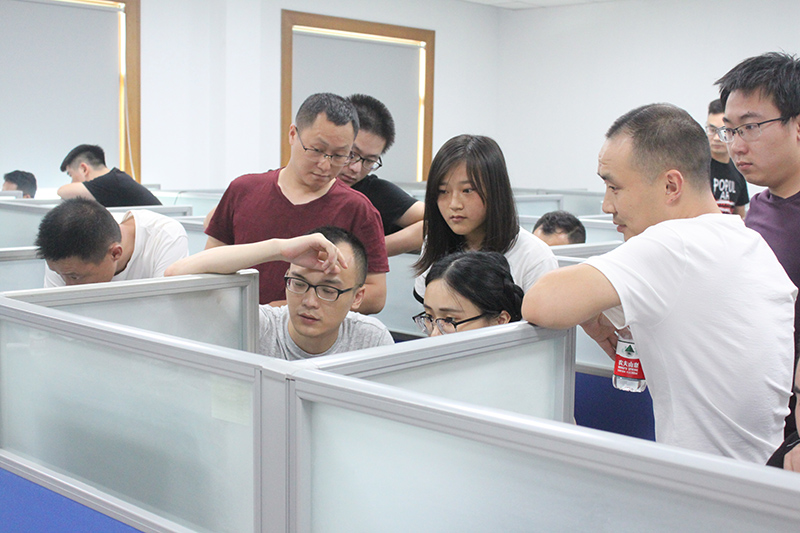 爱体育官方网站商学院