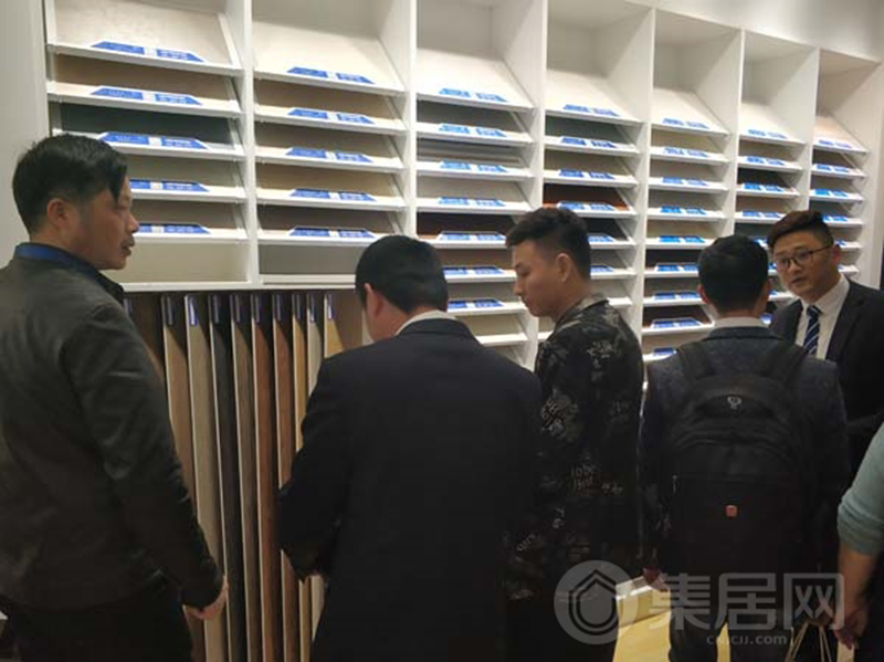 爱体育官方网站集成墙面加盟.jpg