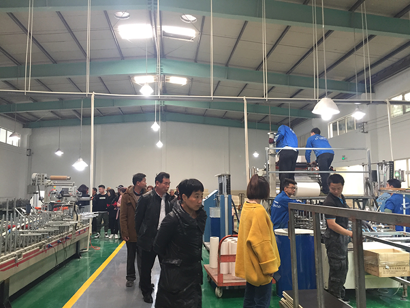 爱体育官方网站厂购会.jpg