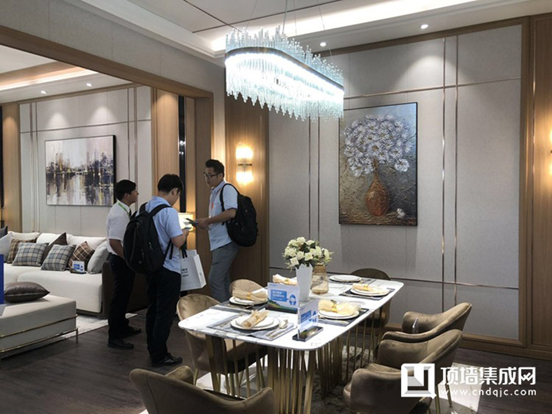 爱体育官方网站嘉兴集成吊顶展.jpg