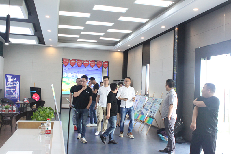 爱体育官方网站集成墙面.jpg
