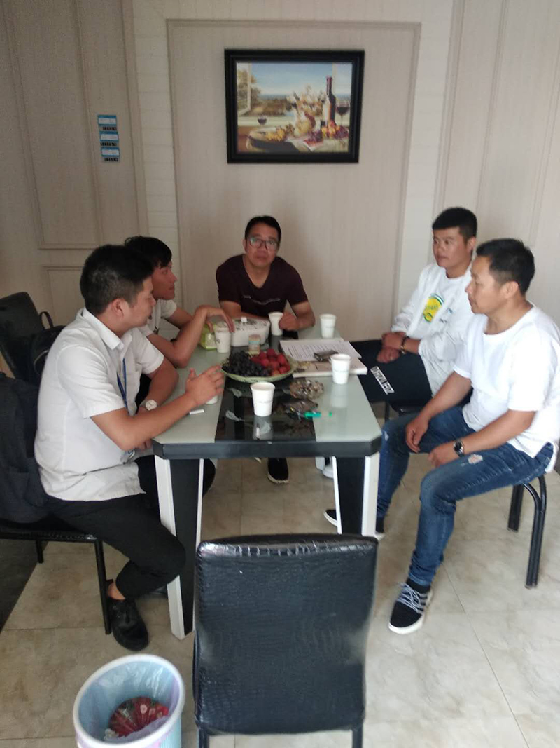 爱体育官方网站集成墙面桐乡店.jpg
