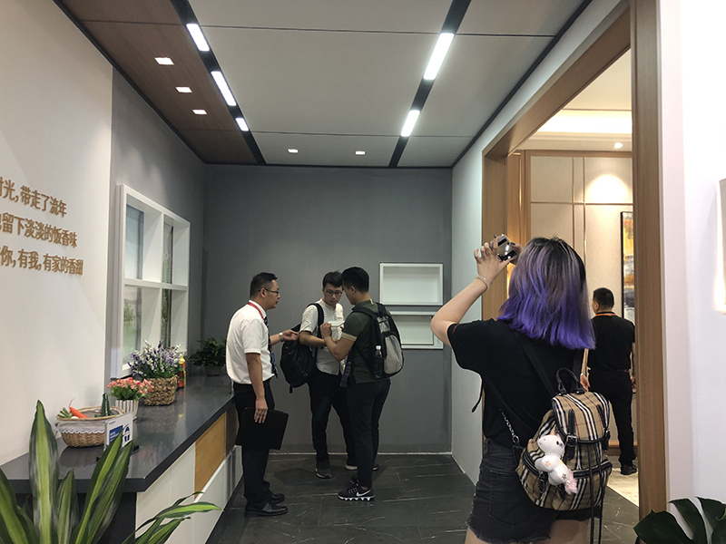 爱体育官方网站集成墙面.jpg