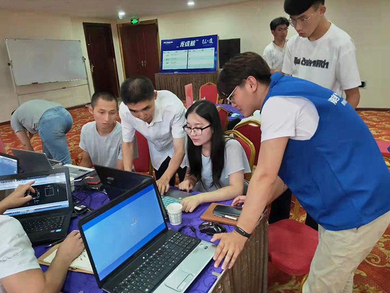 爱体育官方网站集成墙面.jpg