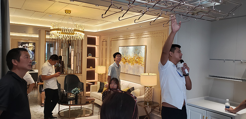 爱体育官方网站集成墙面.jpg