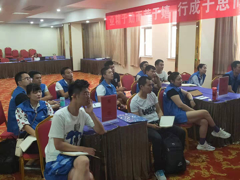 爱体育官方网站集成墙面.jpg